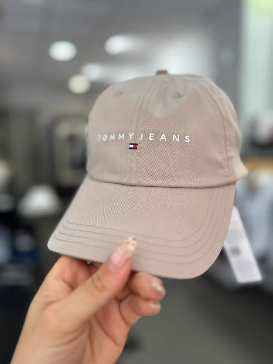 GORRA TOMMY JEANS BEIGE - Imagen 2