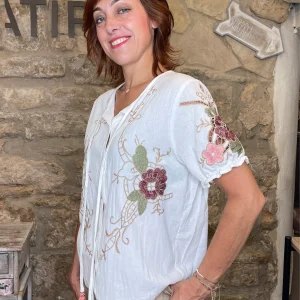 Camisa Bordada Flores ATIPYCA