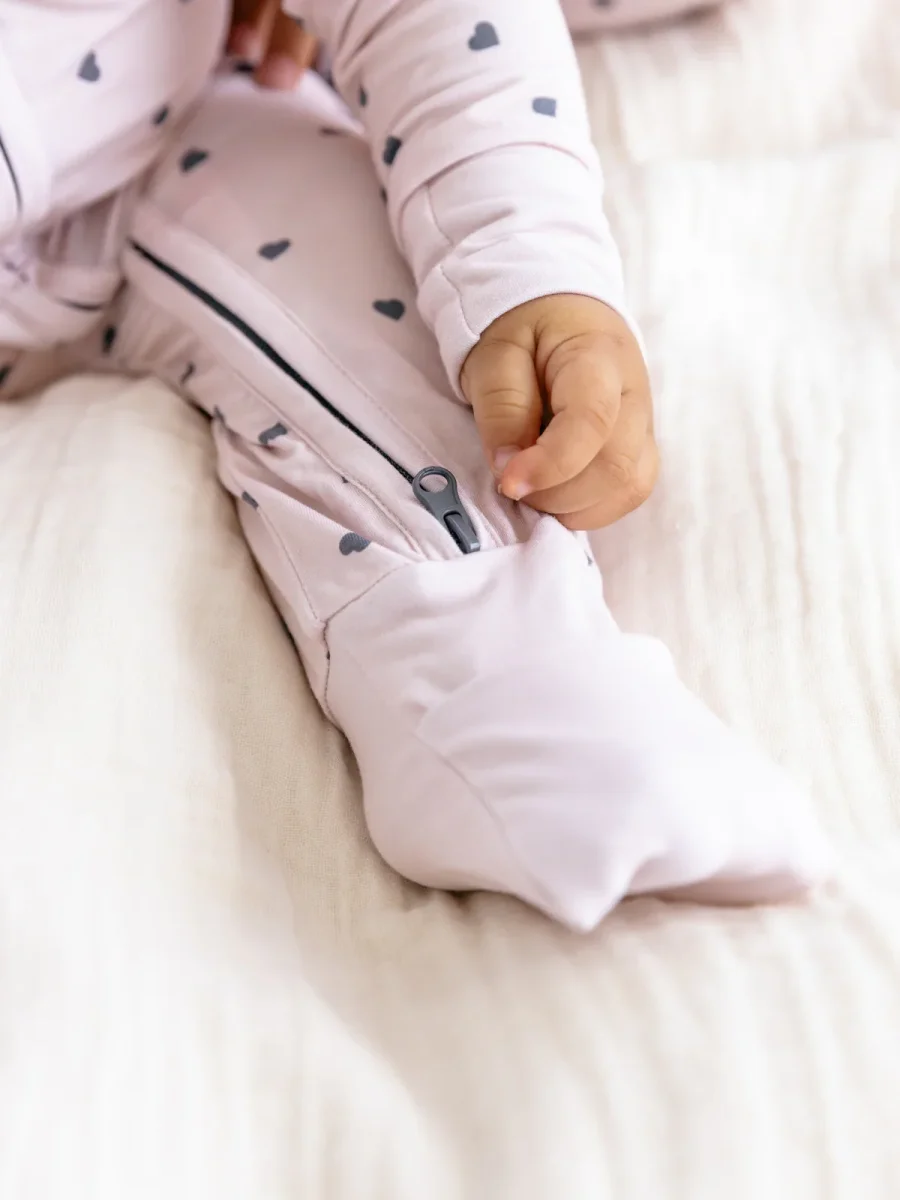 PIJAMA DE BAMBÚ CON PIES PECES - Imagen 8