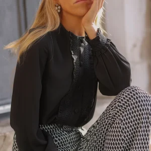 Blusa Cleo negra