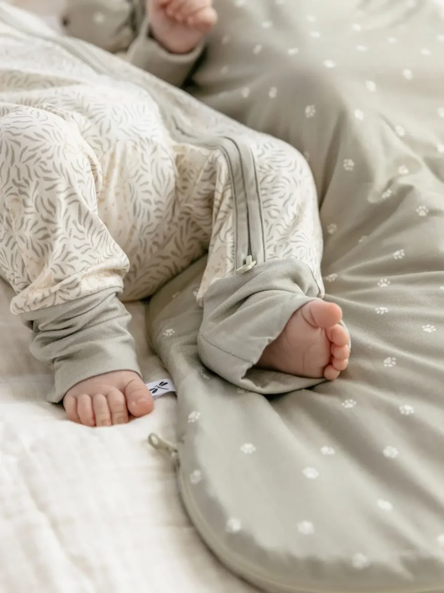 PIJAMA DE BAMBÚ CON CREMALLERA BABY LION - Imagen 3