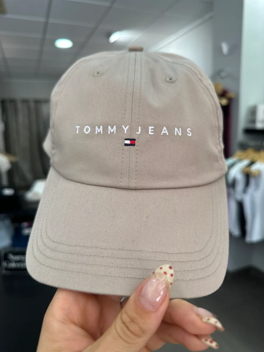 GORRA TOMMY JEANS BEIGE - Imagen 3