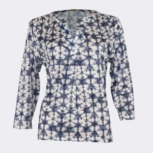 Camiseta mujer punto manga 3/4 estampado ‘Caleidoscopio’ con detalle lentejuelas en escote
