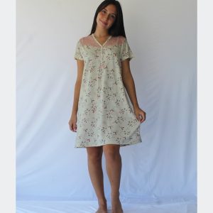 Camisón mujer punto manga corta con abertura con botones estampada con detalle de puntilla en el escote
