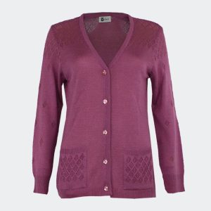 Chaqueta mujer punto fino, cuello pico con botones, detalle calado en hombros y bolsillos. VERANO
