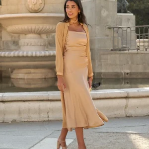 Vestido Chantilly arena