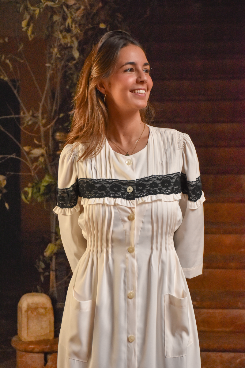 Bata Ana - Imagen 2