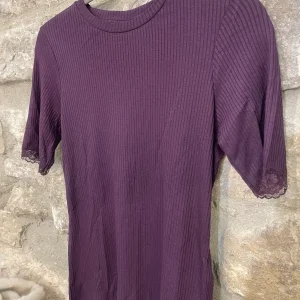 Camiseta BYSILISE BYOUNG
