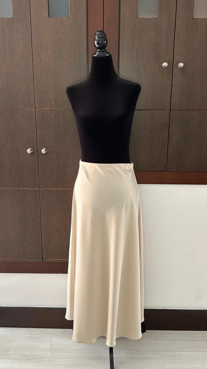 Falda Satinada Midi - Imagen 3