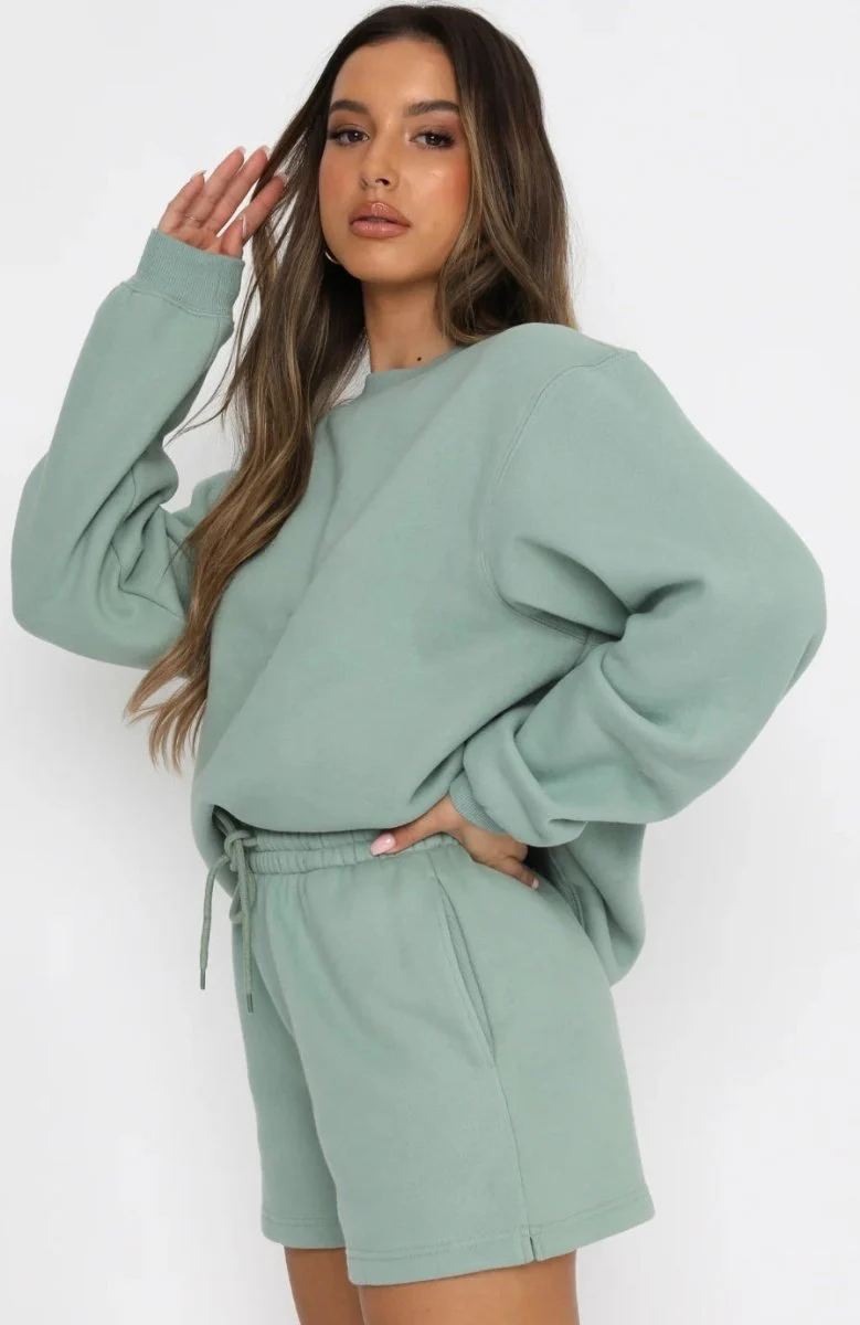 Women's Crewneck Sweatshirt & Shorts Set - Imagen 9