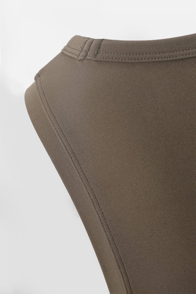 Side Ruched Sports Tank - Imagen 9
