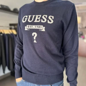 JERSEY GUESS AZUL MARINO CON LOGO