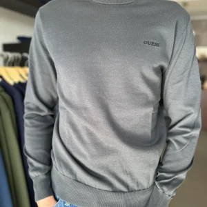 JERSEY GUESS GRIS