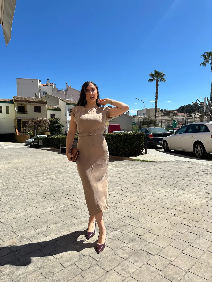 VESTIDO GUESS CON CINTURÓN - Imagen 6