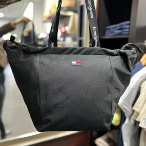BOLSO TOMMY GRANDE NYLON NEGRO
