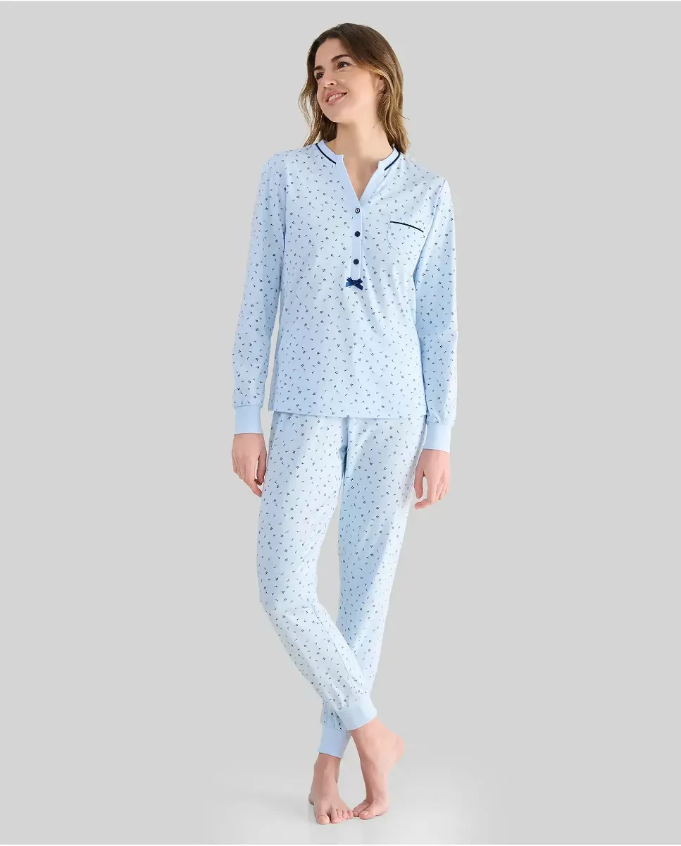 Pijama Largo Invierno Mujer Celeste con Florecitas de Lohe. 251197