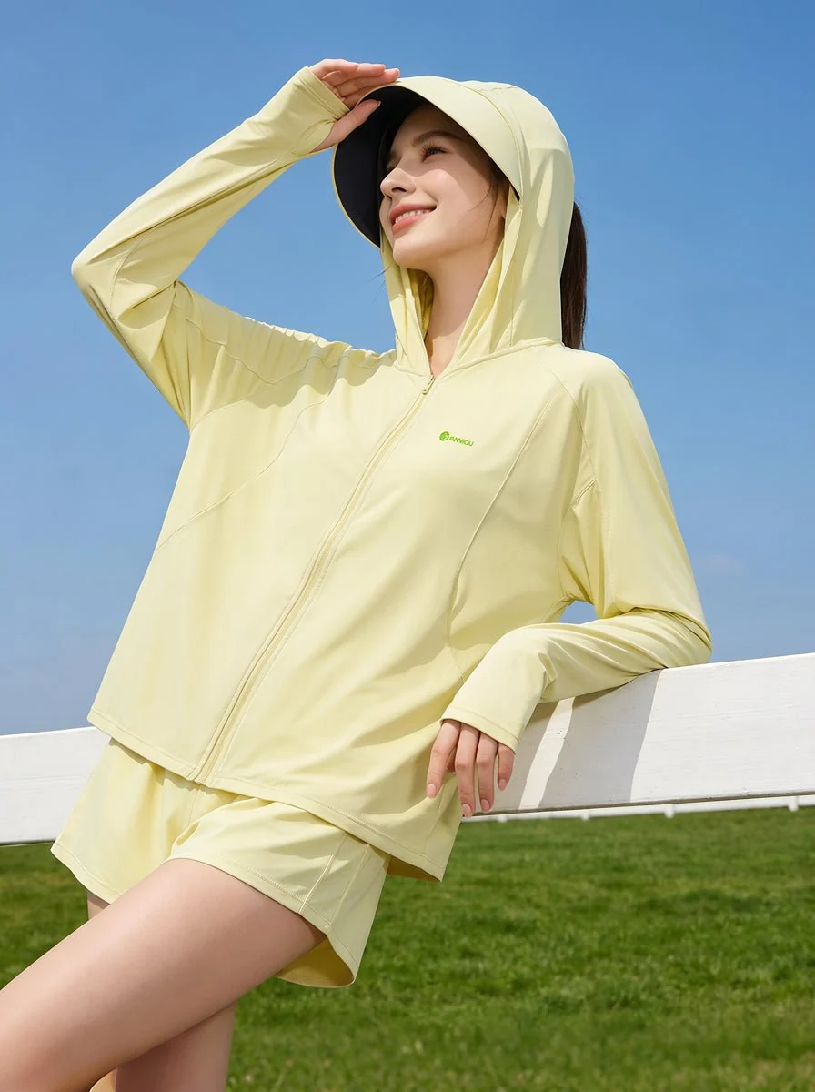 Black Coated Cape UV Protection Jacket - Imagen 3