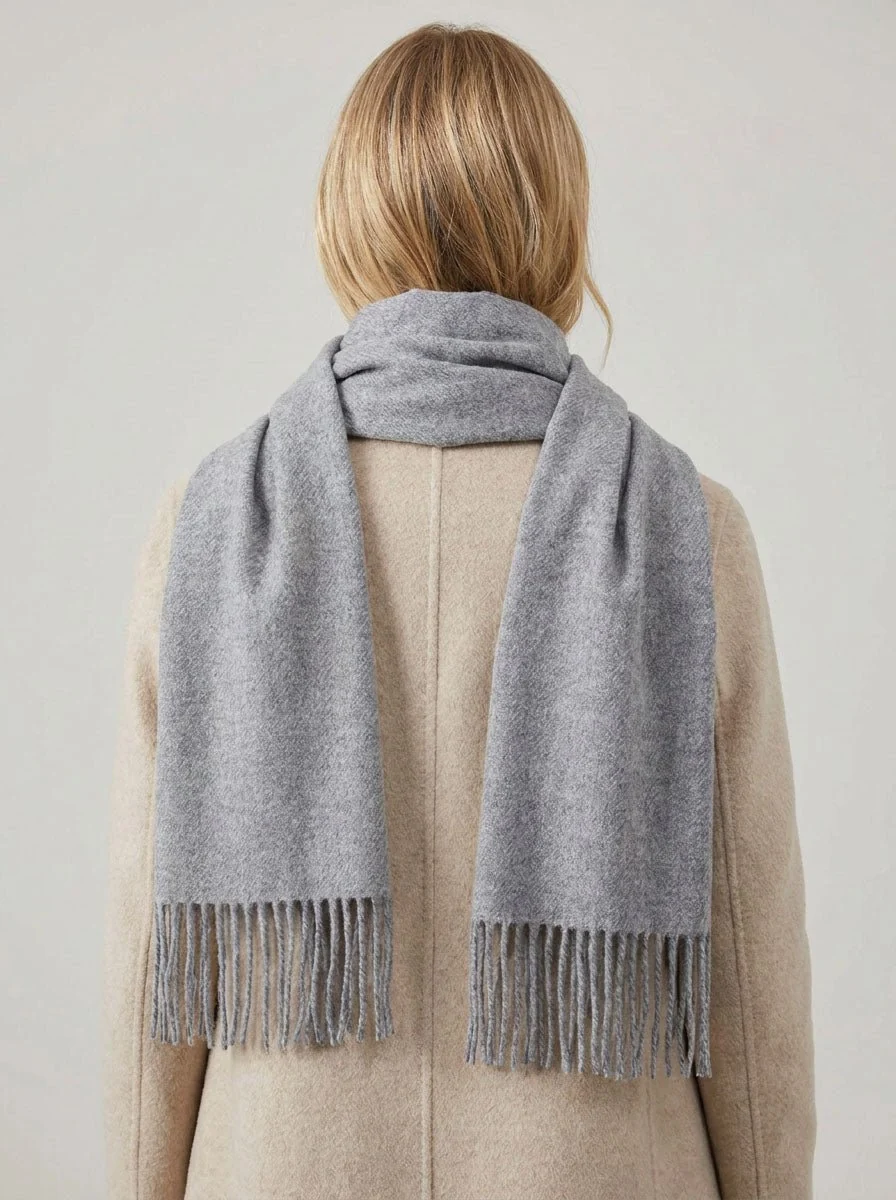 Women Solid Cream Herringbone Woven Scarf - Imagen 3
