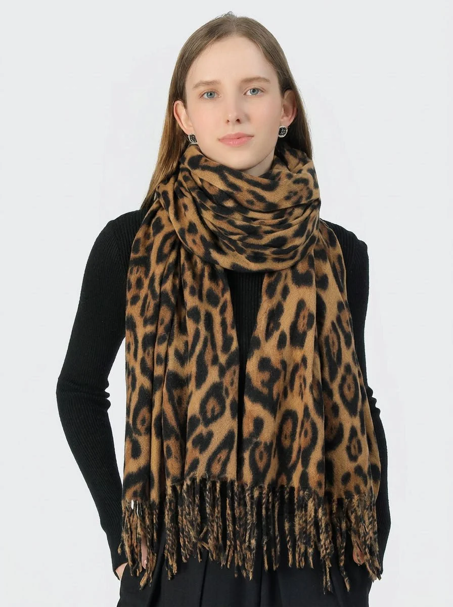 Women Leopard Print Fringe Scarf - Imagen 5