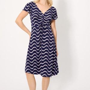 Vestido Midi de Tirantes Ysabel Mora 86222: Escote en V, Volantes y Estampado de Ondas