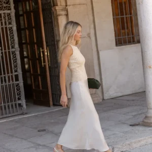 Falda Dante piedra