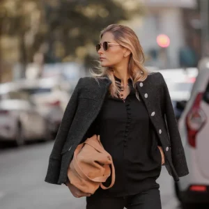 Blusa Gigi negra