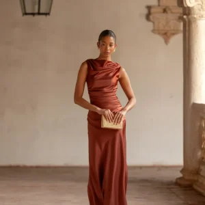 Vestido THREE cotta