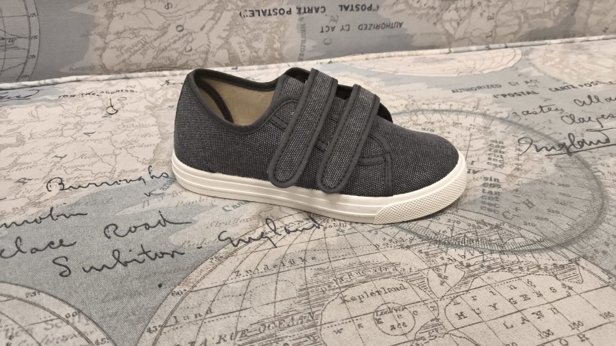 Zapatilla dos velcros lona - Imagen 4