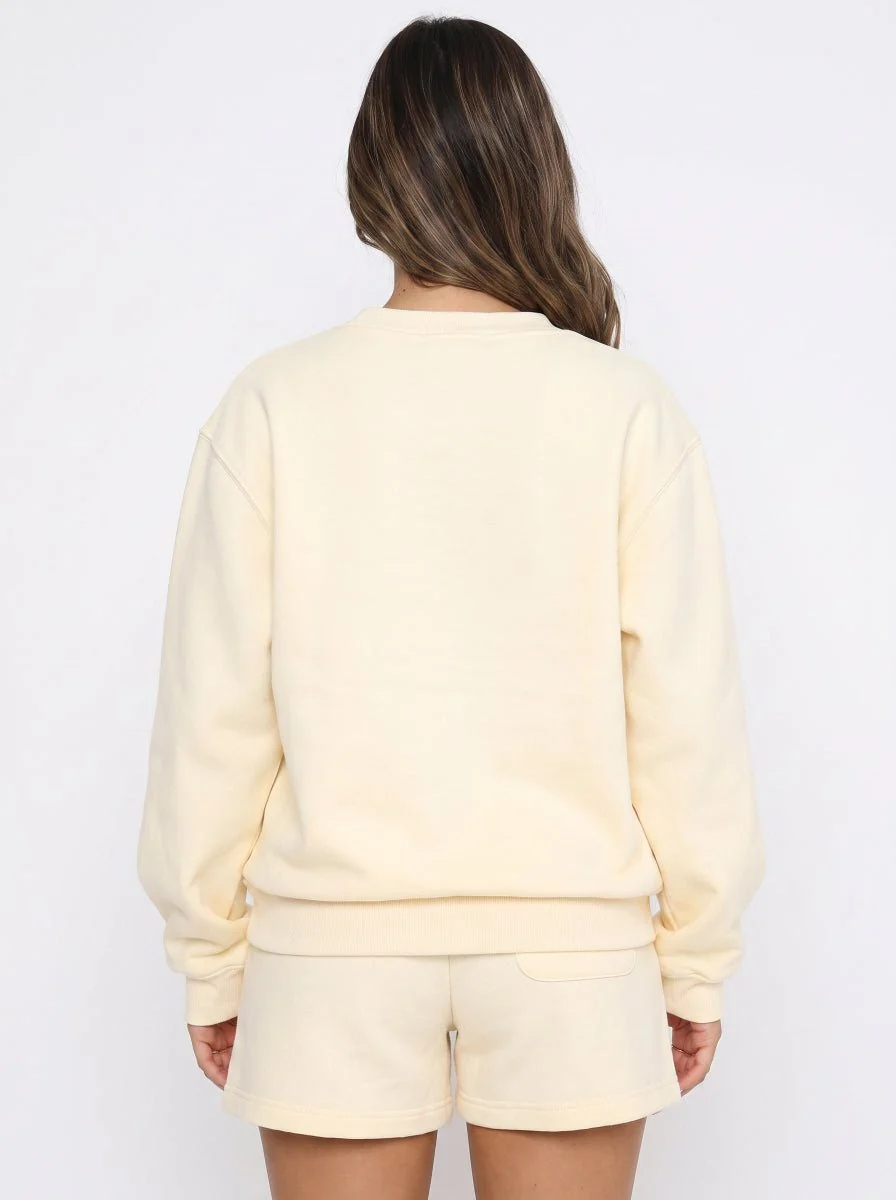 Women's Crewneck Sweatshirt & Shorts Set - Imagen 6