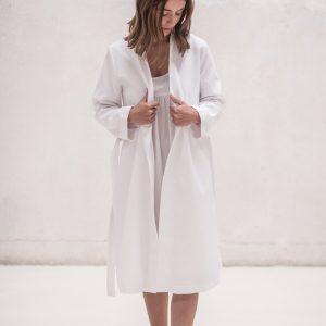 Bata para mujer tipo kimono elaborada artesanalmente – Modelo Amapola
