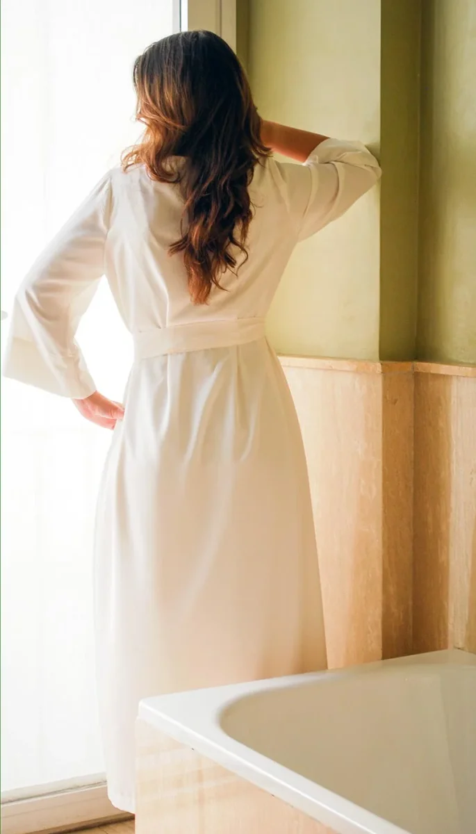 Bata Inés - Imagen 3