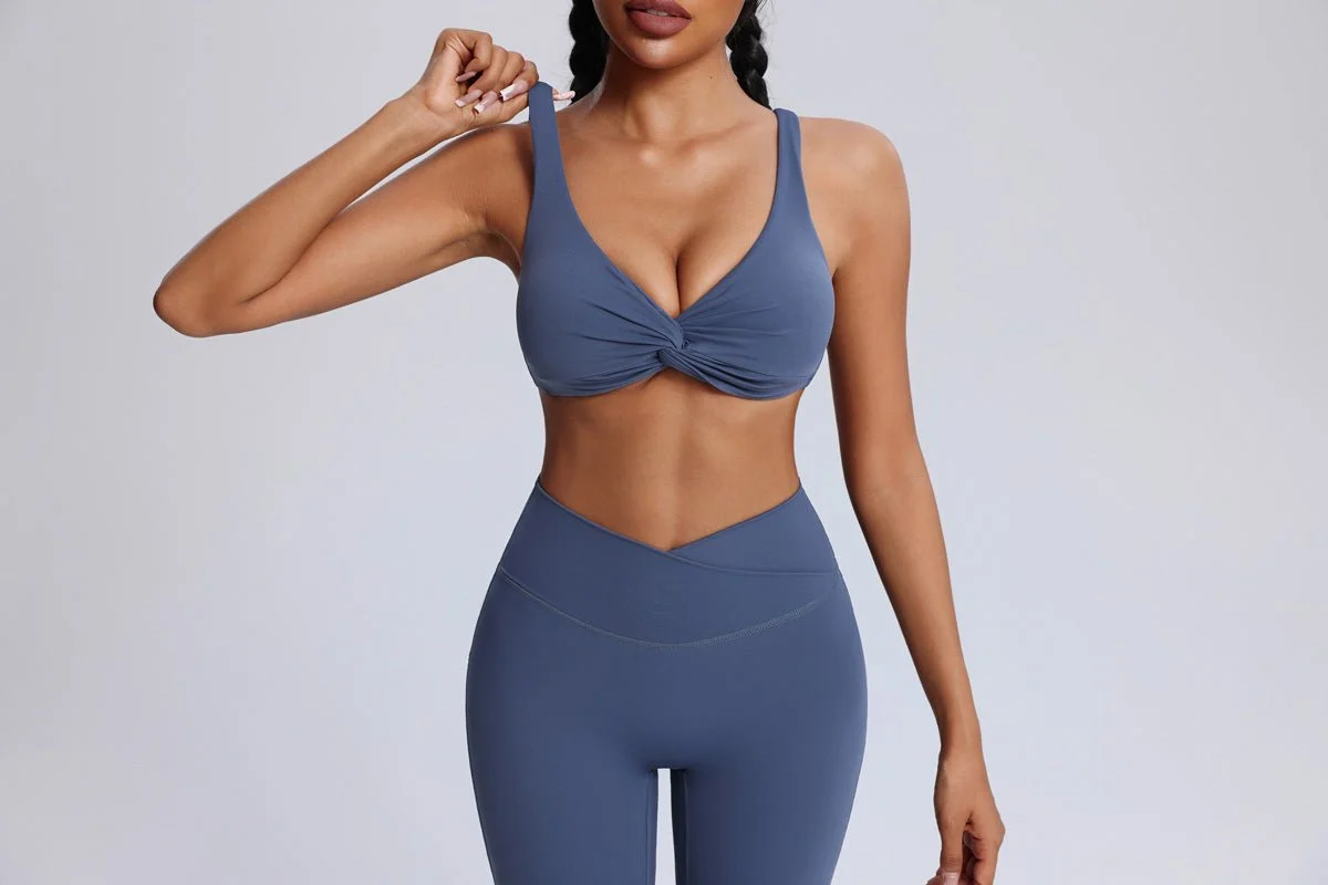 Twist Front Sports Bra - Imagen 2