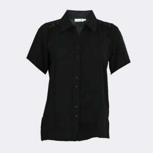 Blusa mujer manga corta cuello camisero con detalle blonda en el hombro