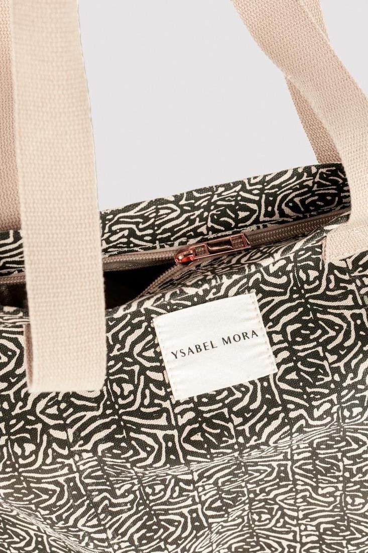 Bolso de Playa Ysabel Mora 86298 | Algodón Natural Estampado con Base Rígida - Imagen 3