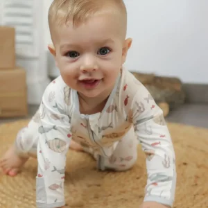 PIJAMA DE BAMBÚ CON PIES PECES