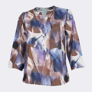 Camiseta mujer manga 3/4 tela cuello ‘mao’ estampado en tonos tierra