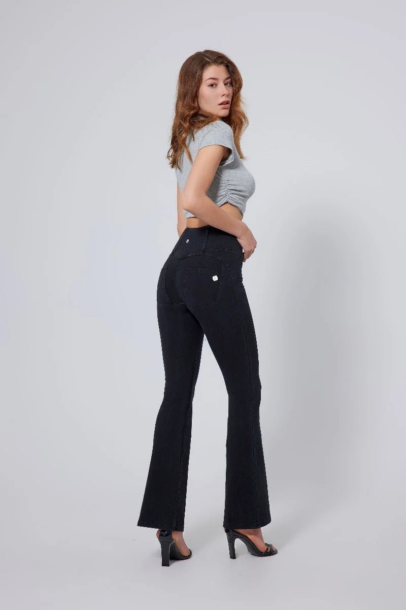 High Waist Straight Flare Jeans - Imagen 9