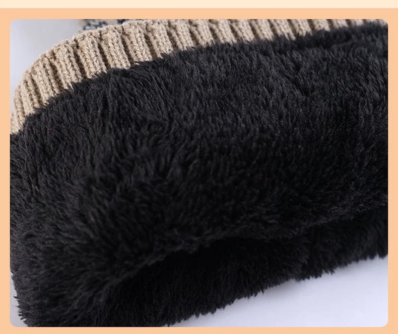 Knitted Beanie, Scarf and Gloves Set - Imagen 6