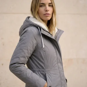Abrigo impermeable con capucha – Giulia