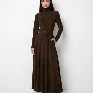 Vestido Maxi Fluido de Elegancia Atemporal - Marinucci