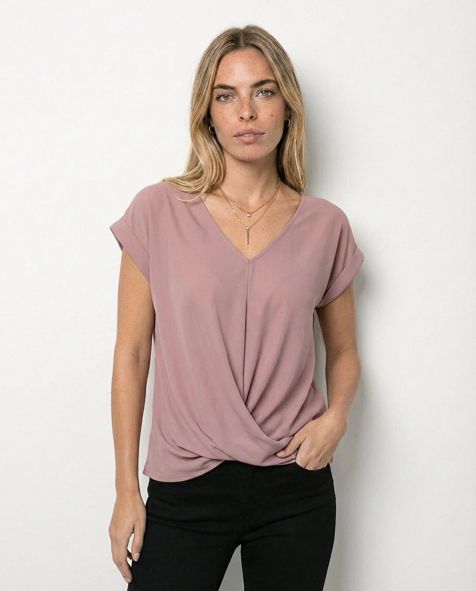 Camiseta Casual con Escote Corazón Cleo – Rosa - Imagen 3