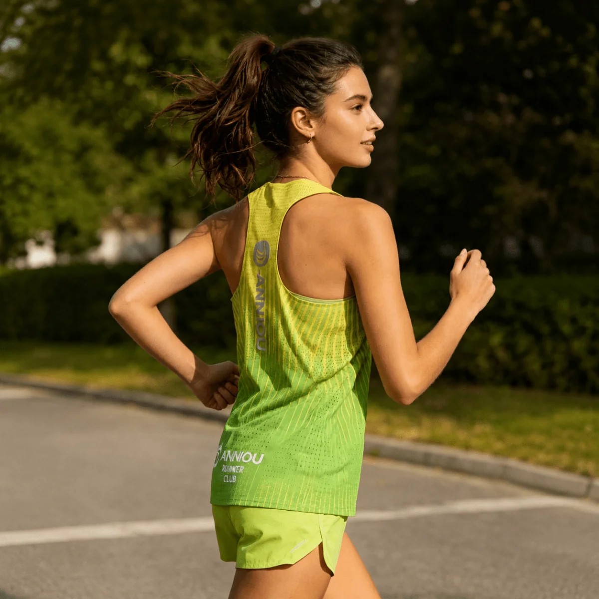 Women Wind Tunnel Marathon Vest - Imagen 8