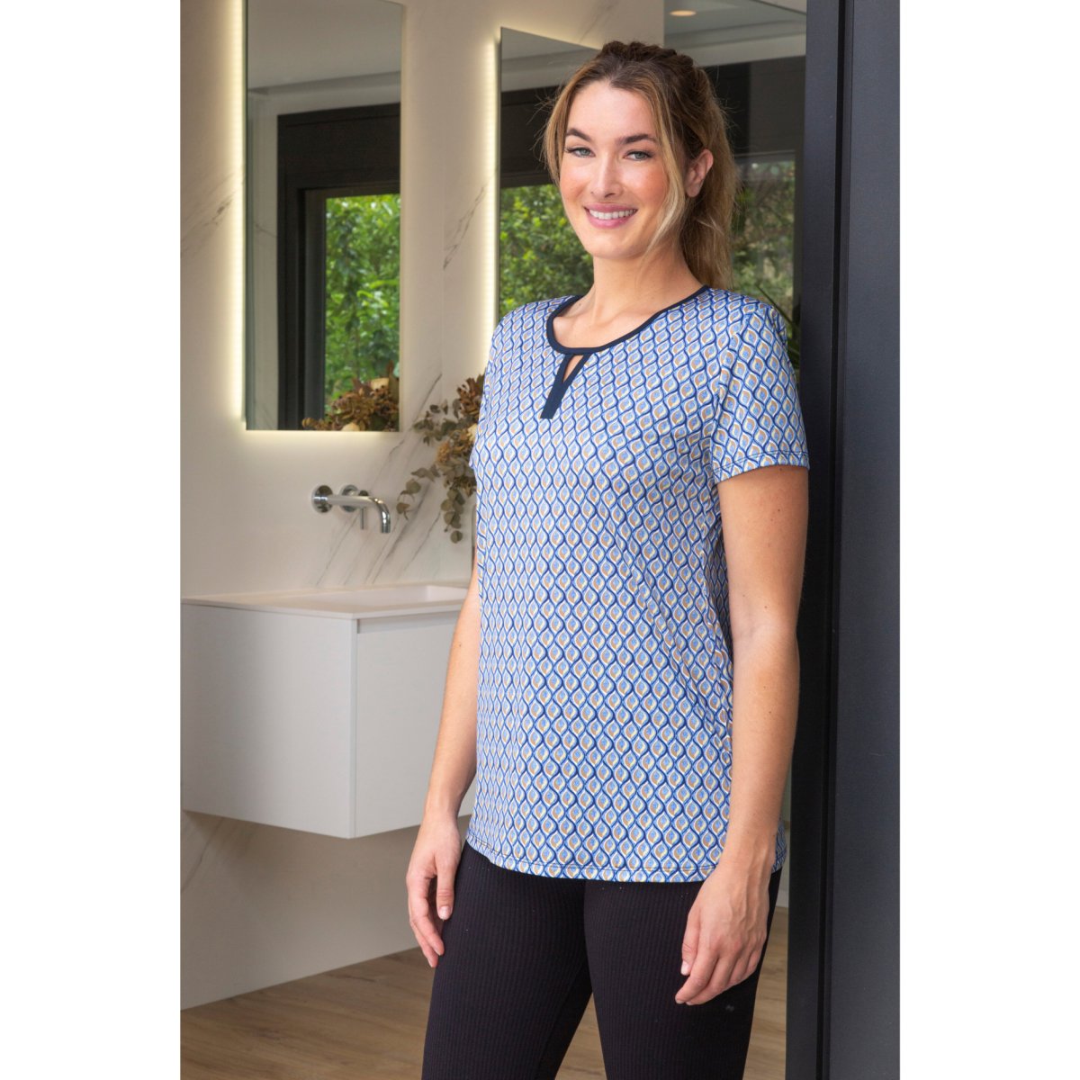 Blusa Estampada Manga Corta Muslher. 249202 - Imagen 2