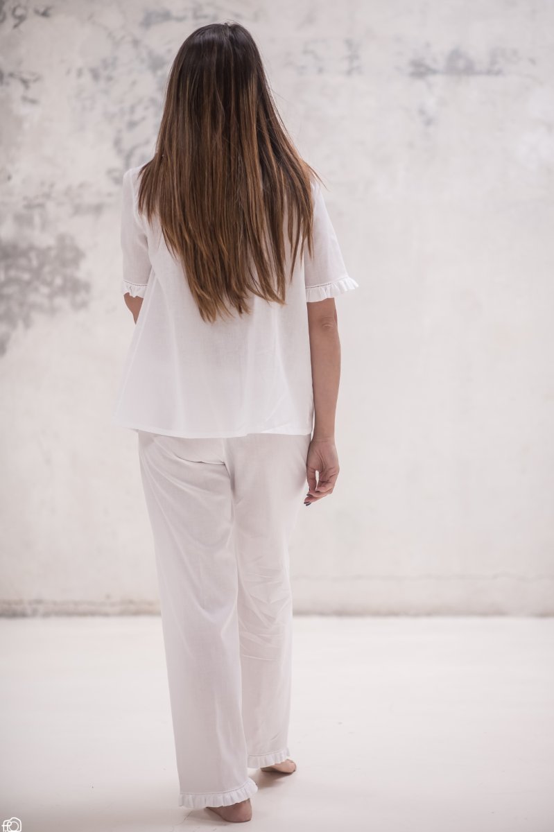 Pijama largo de mujer con volantes hecho a mano – Modelo Clavel - Imagen 3