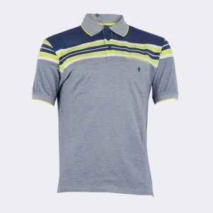 Polo hombre punto piqué en azul combinado con franjas flourescente en la parte del pecho con bolsillo