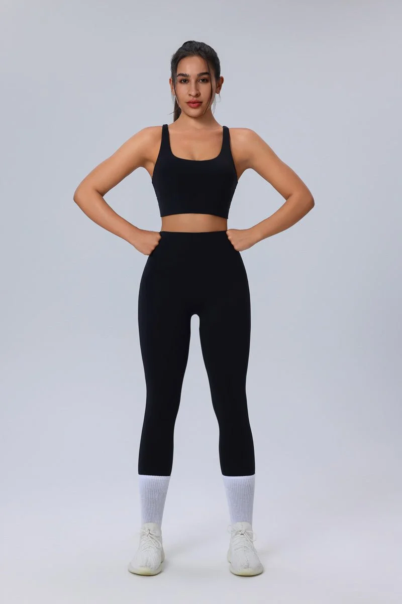 Crisscross Back Sports Bra - Imagen 4